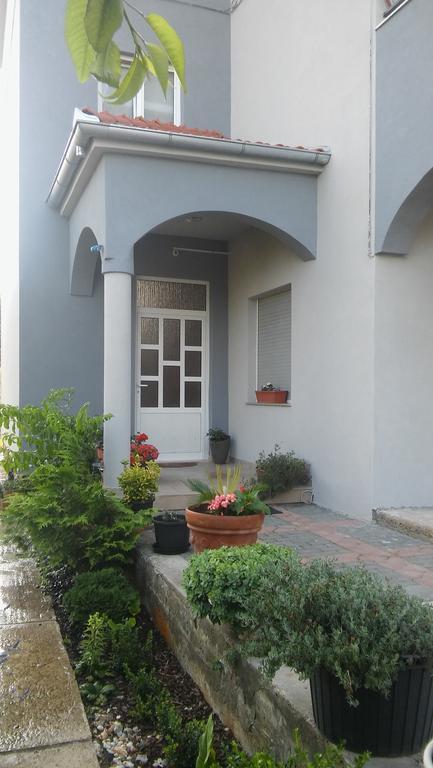 Apartment Gold & Gray Zadar